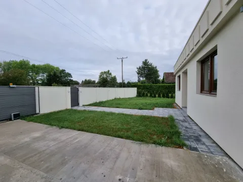 Prodaja, kuća, 100m², Palić, Subotica - image 12