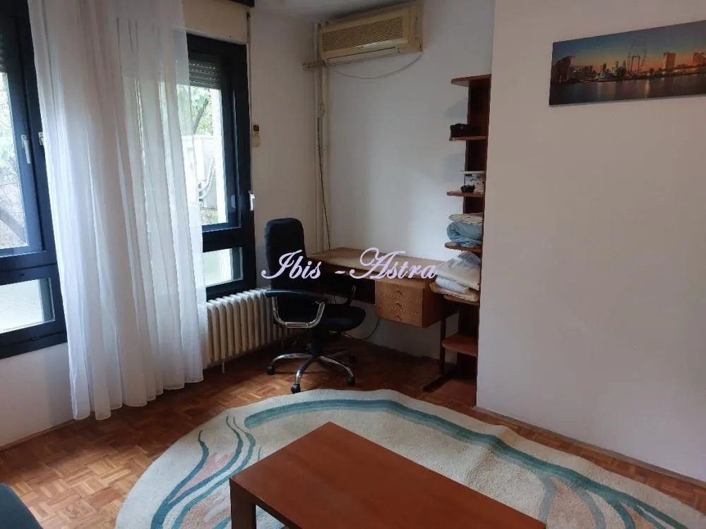 Rent, one bedroom apartment, 40m², Čukarička Padina, Beograd