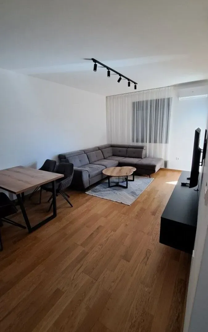 Prodaja, jednosoban stan, 45m², City Kvart, Podgorica