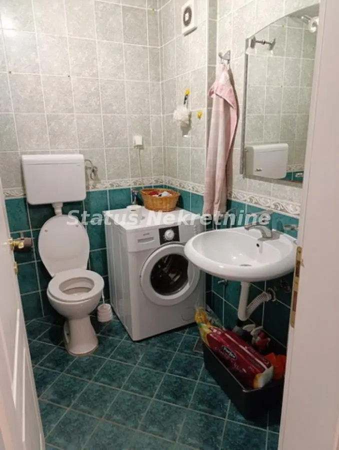 Izdavanje, trosoban stan, 65m², Grbavica, Novi Sad Sve Podlokacije