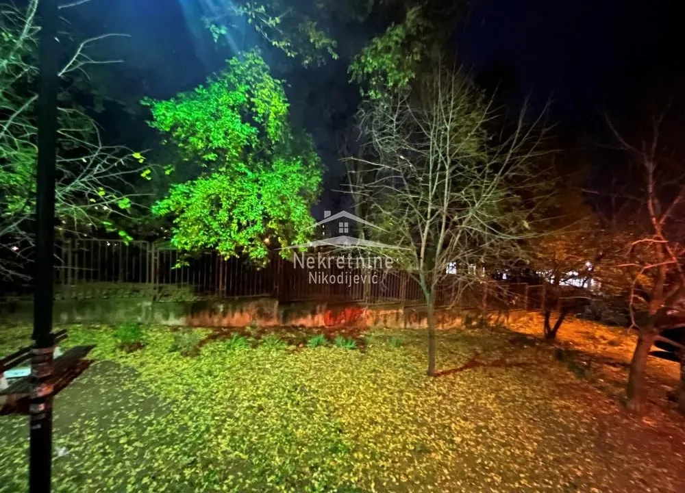 Izdavanje, dvosoban stan, 68m², Žarkovo, Beograd