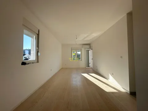 Sale, two bedroom apartment, 73m², Zabjelo, Podgorica - image 1