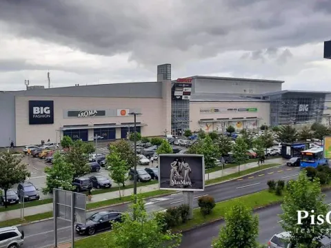 Izdavanje, jednosoban stan, 53m², City Kvart, Podgorica - image 2