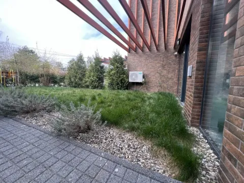 Prodaja, kuća, 181m², Petrovaradin, Novi Sad - image 25