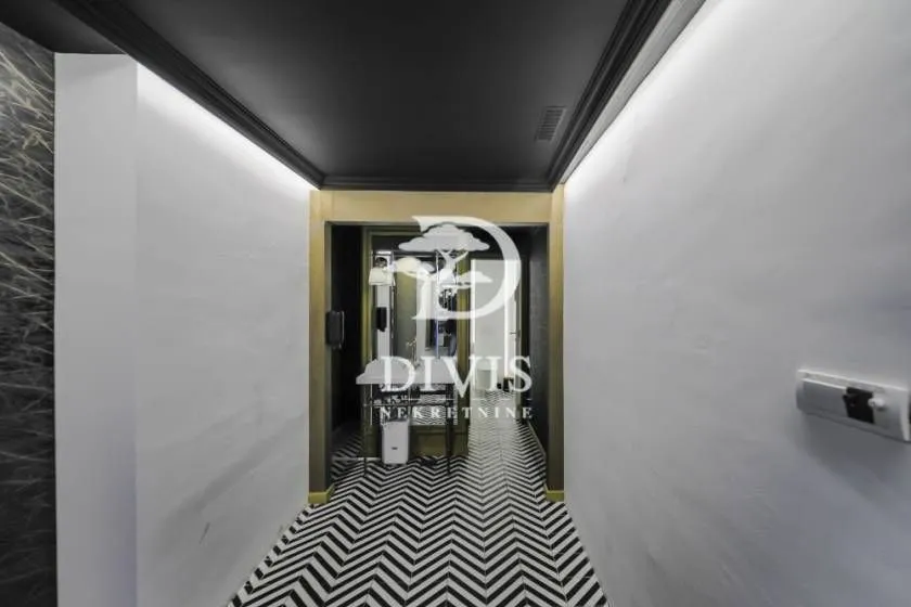 Rent, office space, 230m², Centar Sve Podlokacije, Beograd