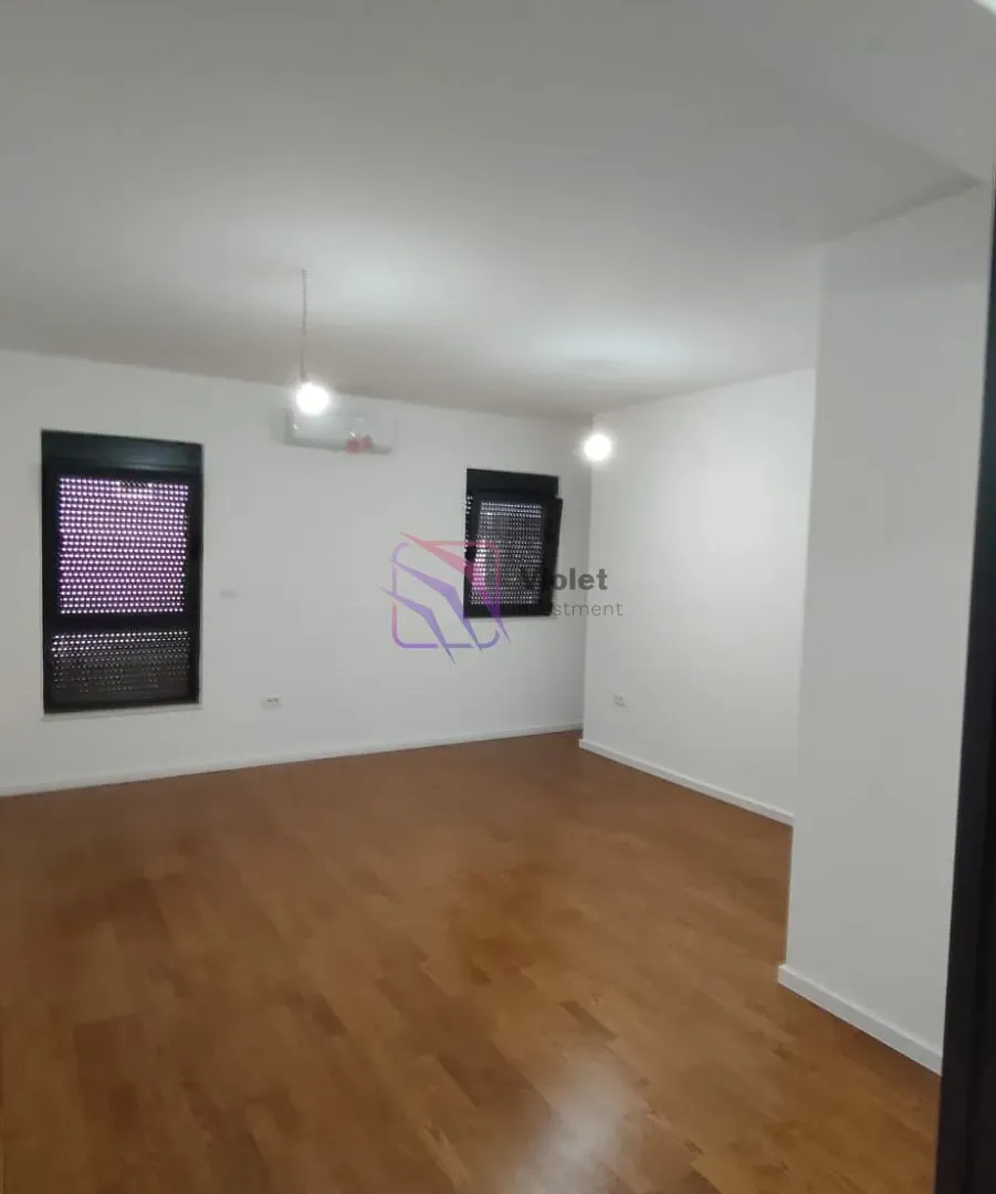 Rent, one bedroom apartment, 45m², City Kej, Podgorica