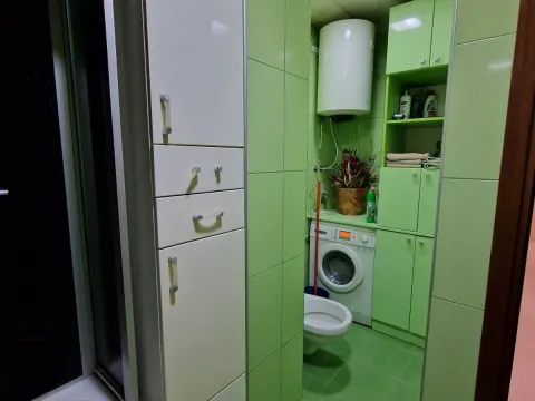 Rent, two bedroom apartment, 73m², City Kvart, Podgorica - image 8