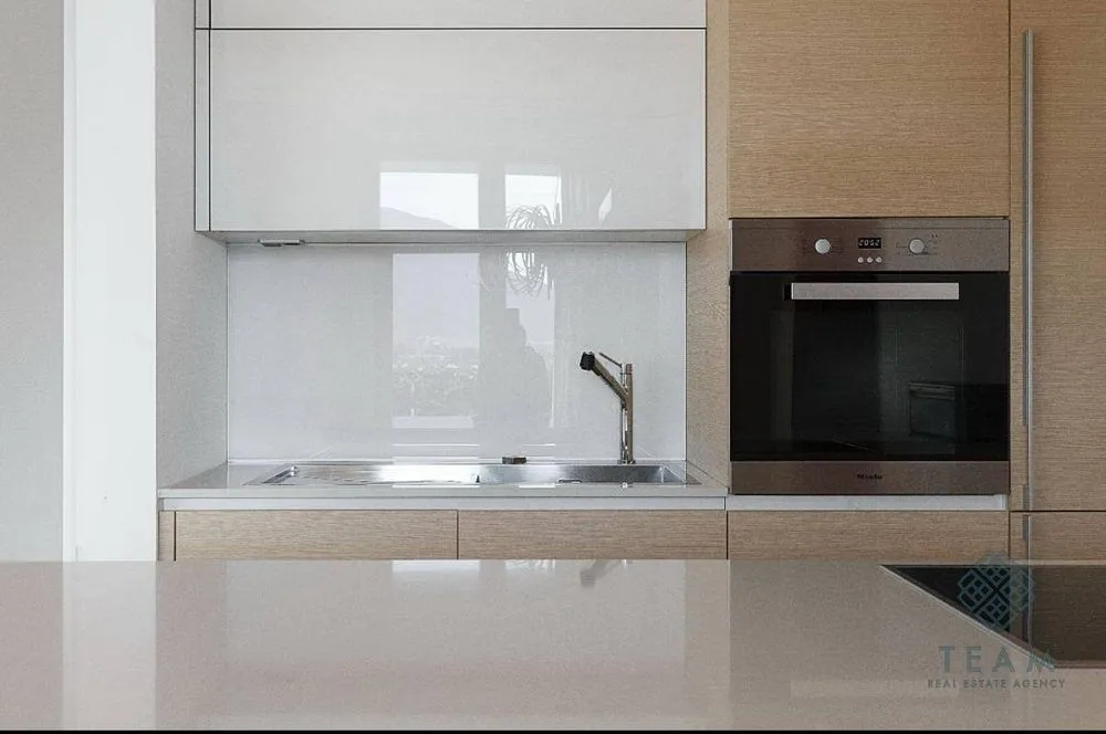 Sale, one bedroom apartment, 107m², Dukley Gardens, Budva