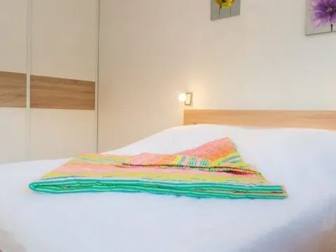 Sale, one bedroom apartment, 66m², Morinj, Kotor - image 7