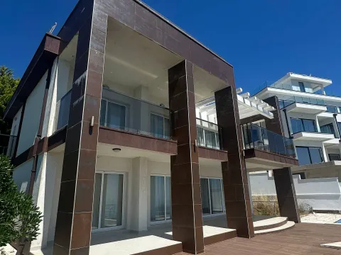 Sale, house, 380m², Krimovica, Kotor - image 8