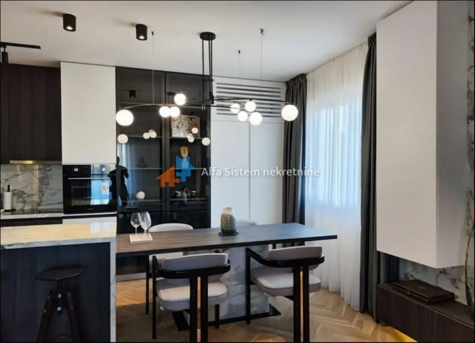 Izdavanje, stan, 76m², Dušanovac, Voždovac Sve Podlokacije