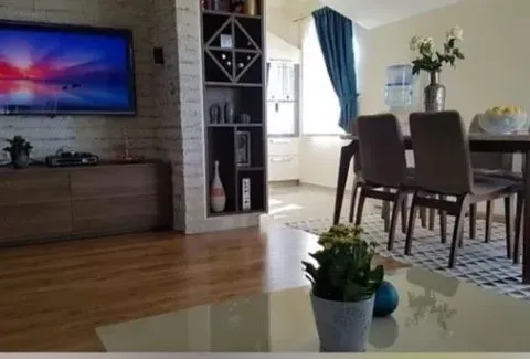 Izdavanje, dvosoban stan, 85m², Kavač, Kotor - image 9