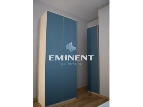 Prodaja, kuća, 200m², Ledine, Beograd - image 17