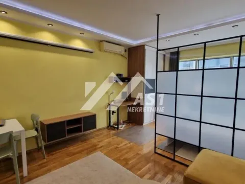 Izdavanje, jednosoban stan, 38m², Centar, Novi Sad - image 3