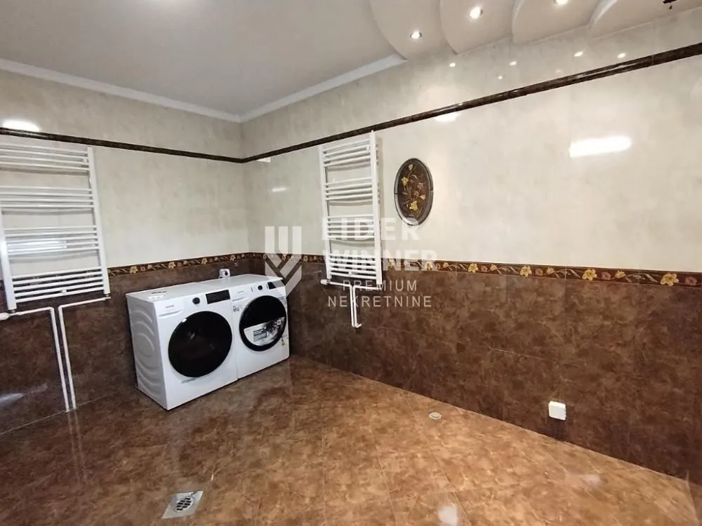 Izdavanje, kuća, 500m², Lekino Brdo, Voždovac Sve Podlokacije