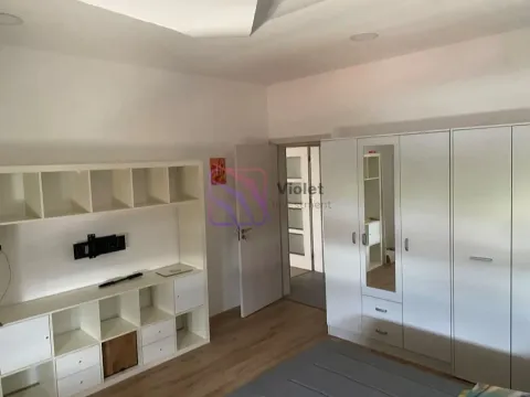 Izdavanje, stan, 120m², Momišići, Podgorica - image 5
