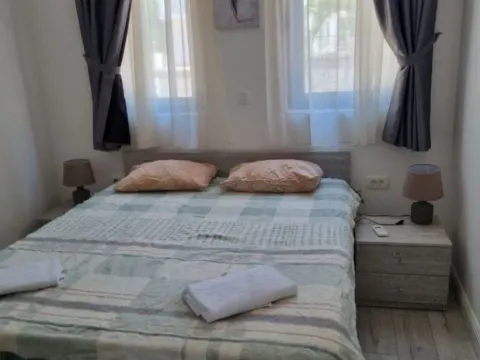 Sale, three bedroom apartment, 79m², Petrovac, Budva - image 7