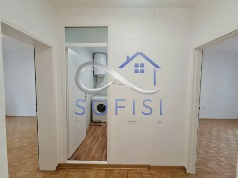 Rent, office space, 105m², Centar, Novi Sad - image 12