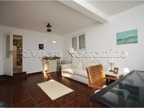 Prodaja, kuća, 191m², Budva, Crna Gora - image 23