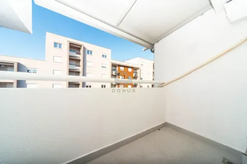 Rent, two bedroom apartment, 65m², Stari Aerodrom, Podgorica - image 11