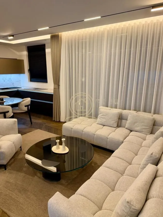 Prodaja, trosoban stan, 82m², Savski Venac, Beograd