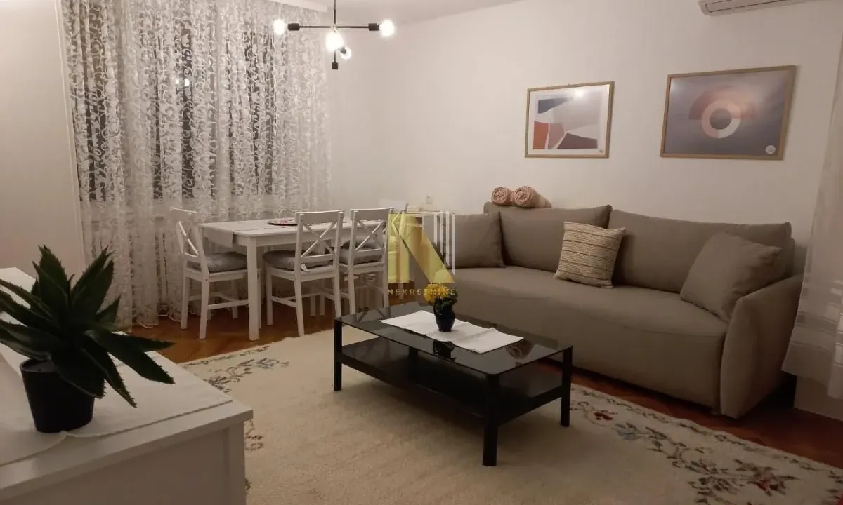 Izdavanje, dvosoban stan, 50m², Grbavica, Novi Sad Sve Podlokacije