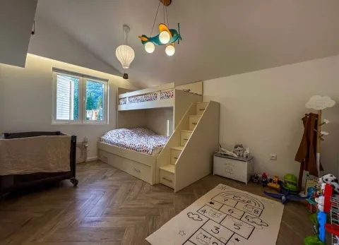 Rent, three bedroom apartment, 125m², Donja Lastva, Tivat - image 19
