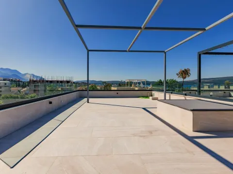 Prodaja, dvosoban stan, 154m², Tivat, Crna Gora - image 4