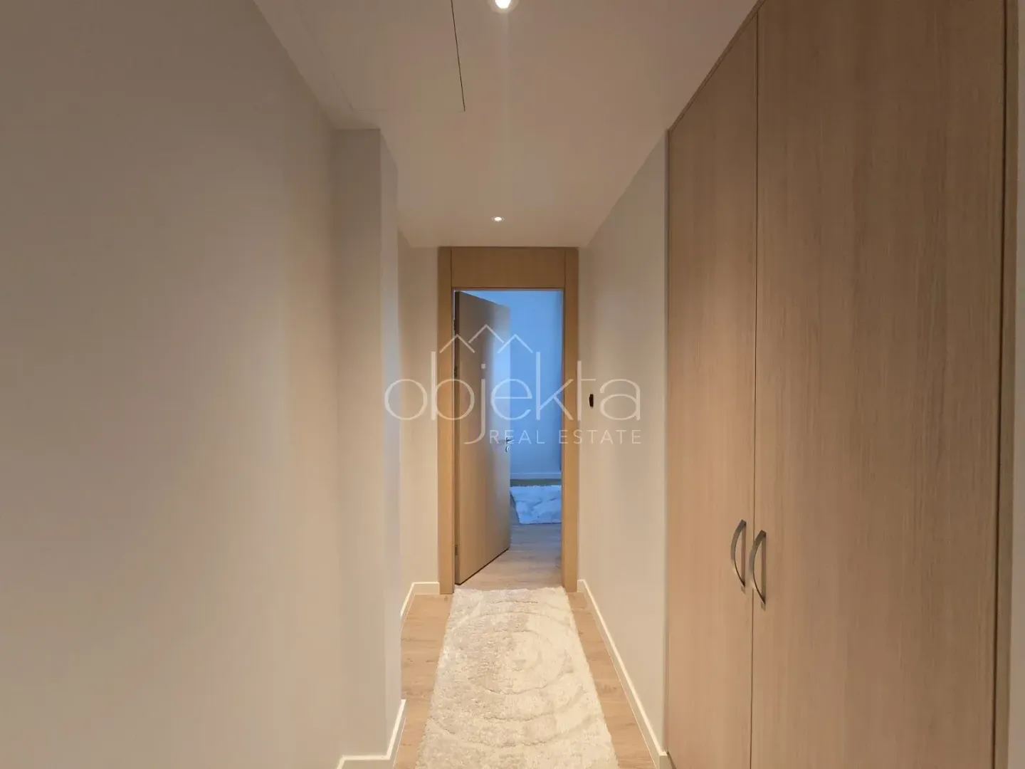 Prodaja, dvosoban stan, 90m², Tivat, Crna Gora