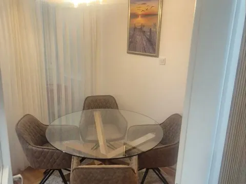 Rent, two bedroom apartment, 64m², Stari Aerodrom, Podgorica - image 4