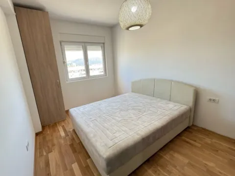Izdavanje, jednosoban stan, 46m², Tuški Put, Podgorica - image 10
