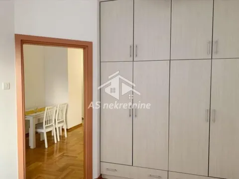 Izdavanje, dvosoban stan, 48m², Lipov Lad, Zvezdara Sve Podlokacije - image 8