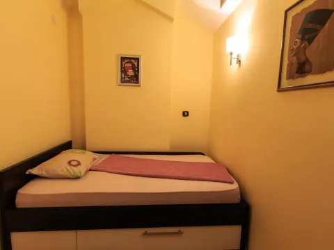 Prodaja, stan, 79m², Kotor, Crna Gora - image 11