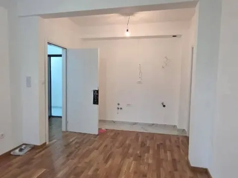 Prodaja, dvosoban stan, 63m², Zagorič, Podgorica - image 2