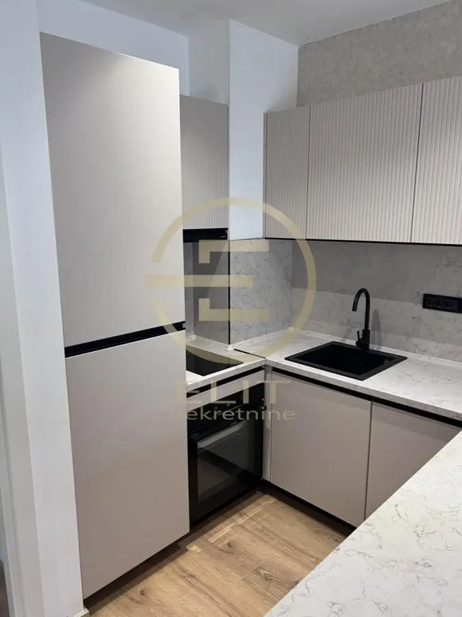 Prodaja, stan, 46m², Zlatibor, Srbija