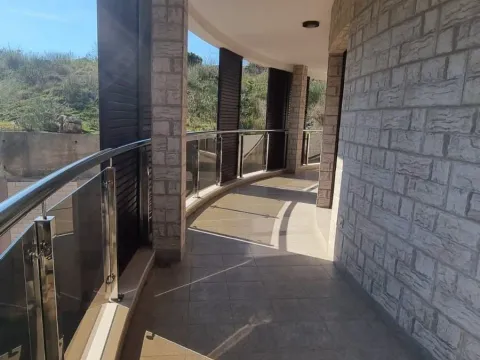 Prodaja, dvosoban stan, 130m², Bečići, Budva - image 19