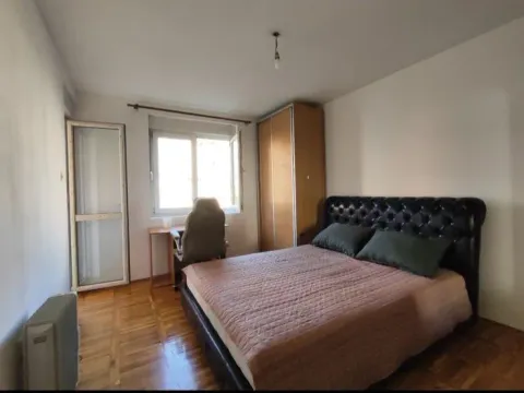 Izdavanje, dvosoban stan, 64m², Stari Aerodrom, Podgorica - image 11