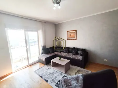 Izdavanje, jednosoban stan, 53m², City Kvart, Podgorica - image 2