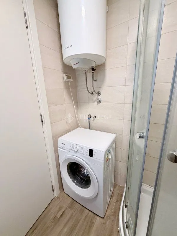Rent, one bedroom apartment, 44m², City Kej, Podgorica