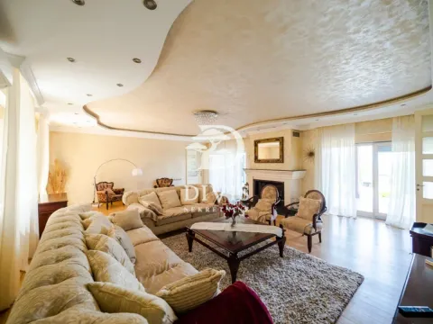 Izdavanje, kuća, 720m², Višnjička Banja, Palilula Sve Podlokacije - image 3