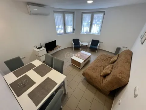 Prodaja, kuća, 174m², Centar, Niš - image 12