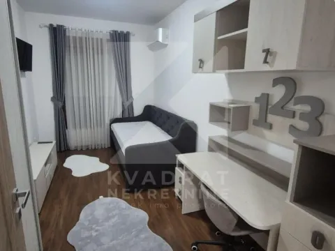 Rent, two bedroom apartment, 77m², Master Kvart, Podgorica - image 5