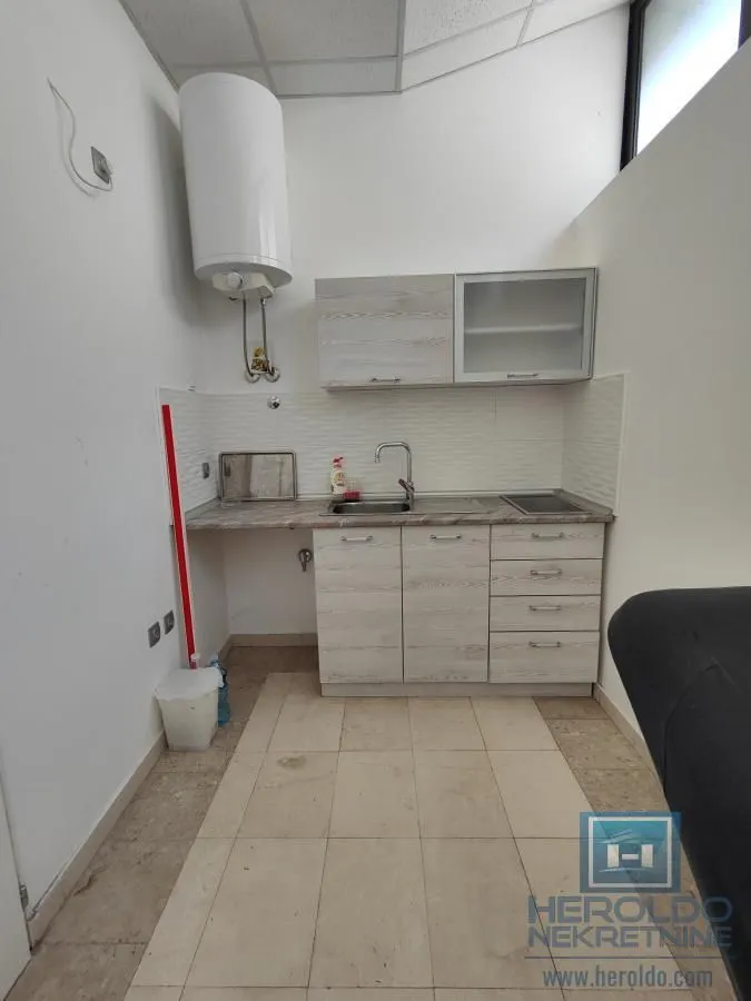 Sale, office space, 58m², Centar, Jagodina