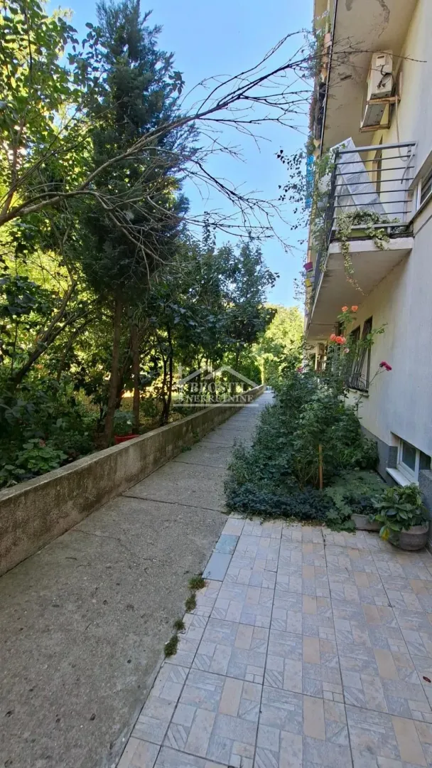 Rent, two bedroom apartment, 51m², Zvezdara Sve Podlokacije, Beograd