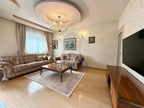 Rent, three bedroom apartment, 105m², City Kvart, Podgorica - image 2