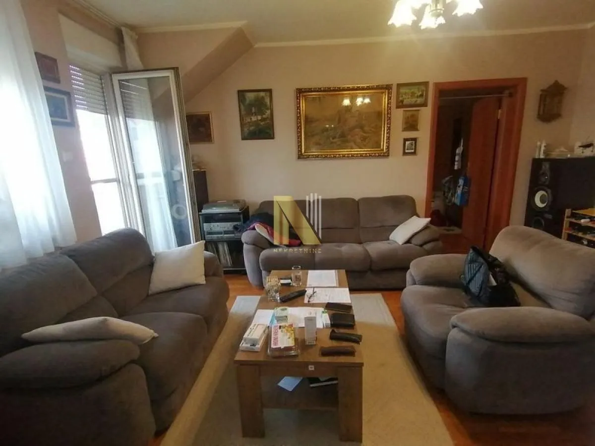 Prodaja, četvorosoban stan, 86m², Grbavica, Novi Sad Sve Podlokacije