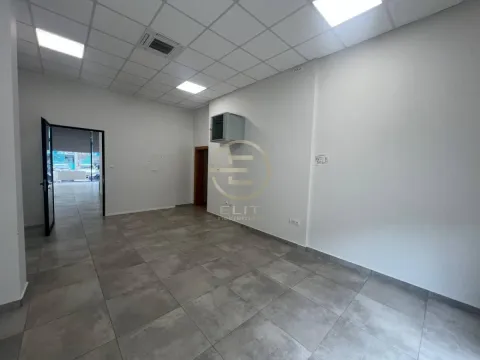 Rent, office space, 202m², Grbavica, Novi Sad Sve Podlokacije - image 12