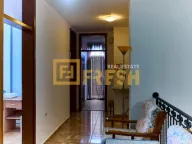 Izdavanje, kuća, 160m², Tološi, Podgorica - image 12