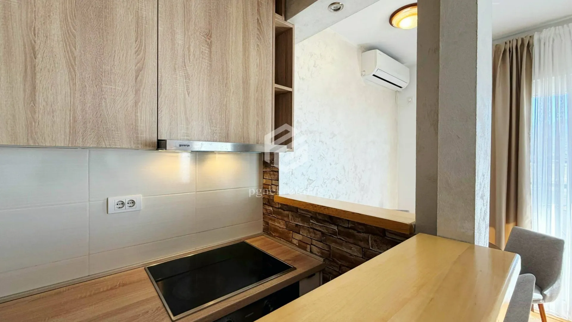 Rent, one bedroom apartment, 43m², Stari Aerodrom, Podgorica
