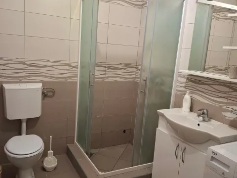 Rent, two bedroom apartment, 80m², Centar, Tivat - image 6